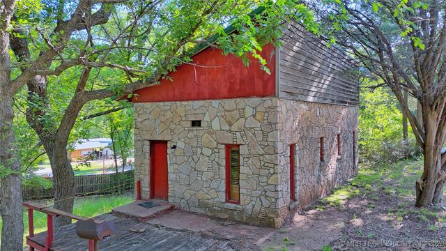 5144 Us-77, Davis, OK 73030