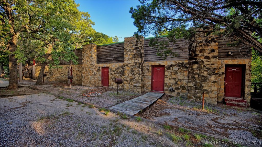 5144 Us-77, Davis, OK 73030