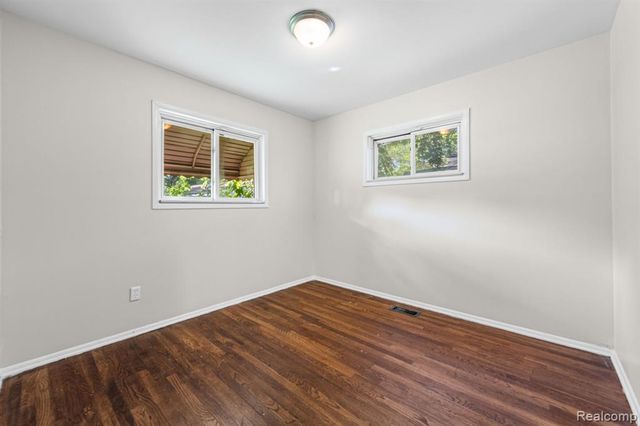 1601 S Bassett Street, Detroit, MI 48217