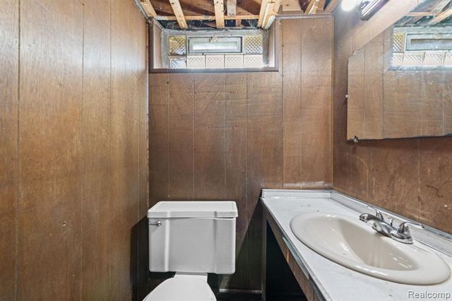 1601 S Bassett Street, Detroit, MI 48217
