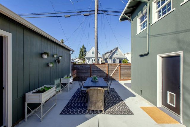 3000 Acton St, Berkeley, CA 94702