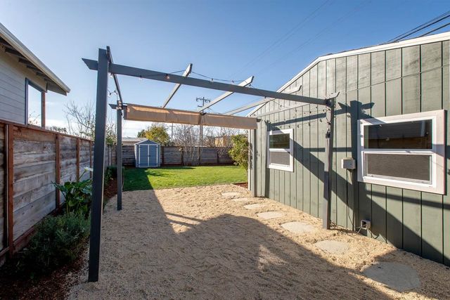 3000 Acton St, Berkeley, CA 94702