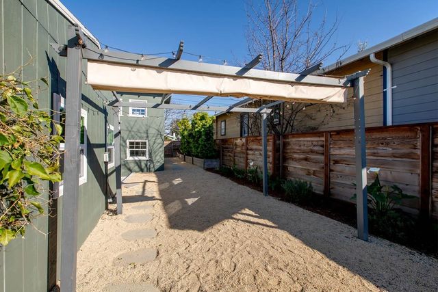 3000 Acton St, Berkeley, CA 94702