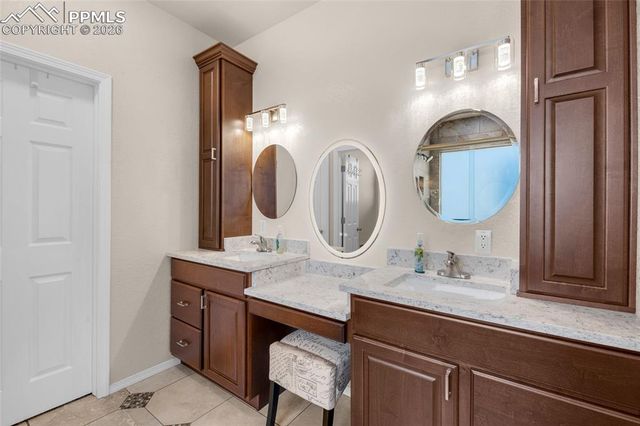 5810 Wolf Village Drive, Colorado Springs, CO 80924