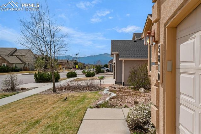 5810 Wolf Village Drive, Colorado Springs, CO 80924
