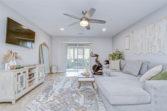 228 HARDCASTLE PLACE, Valrico, FL 33594