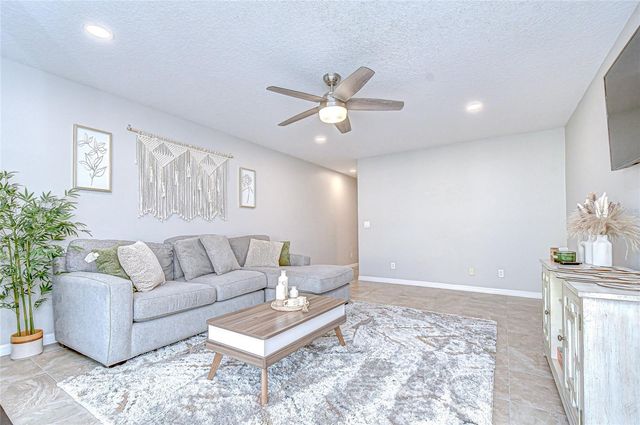 228 HARDCASTLE PLACE, Valrico, FL 33594