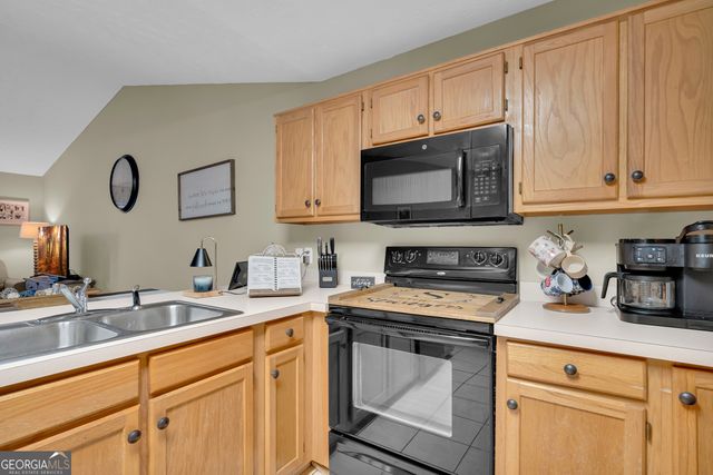 3953 Hidden Hollow Drive, Gainesville, GA 30506