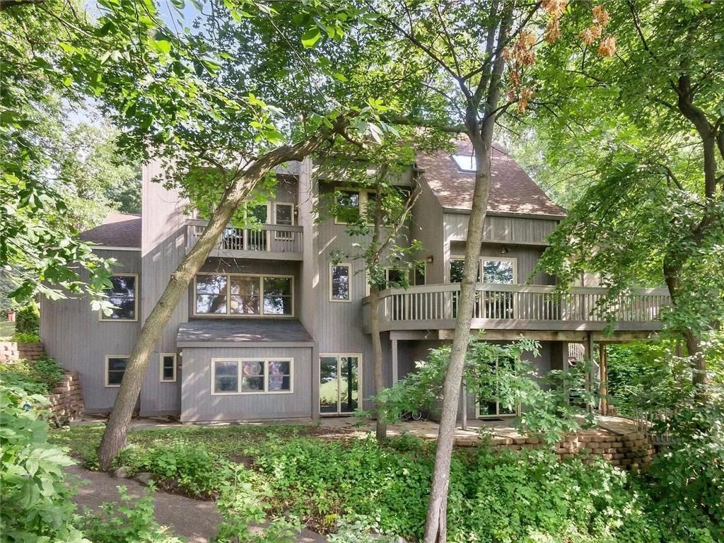 6301A Bay Ridge Road, Mound, MN 55364