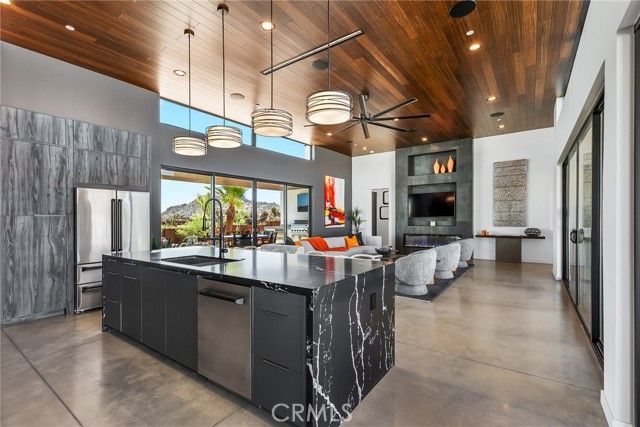 5165 Roy Rogers, Pioneertown, CA 92268