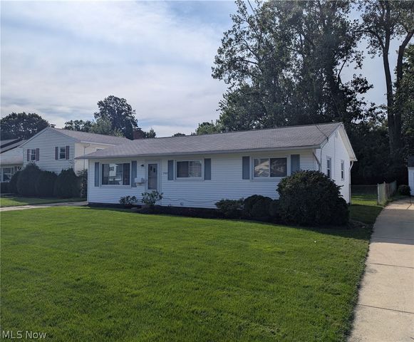7502 Goldenrod Drive, Mentor On The Lake, OH 44060