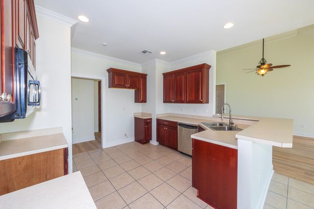 149 Bayou Crossing Drive, Raceland, LA 70394