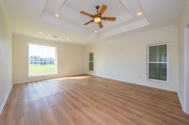 149 Bayou Crossing Drive, Raceland, LA 70394