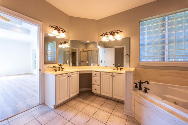 149 Bayou Crossing Drive, Raceland, LA 70394