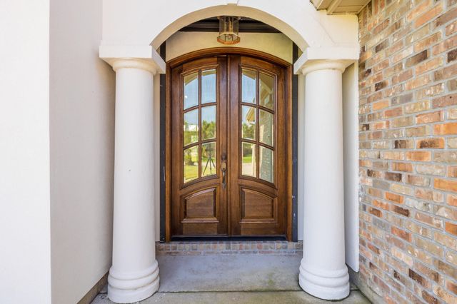 149 Bayou Crossing Drive, Raceland, LA 70394