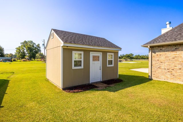 149 Bayou Crossing Drive, Raceland, LA 70394