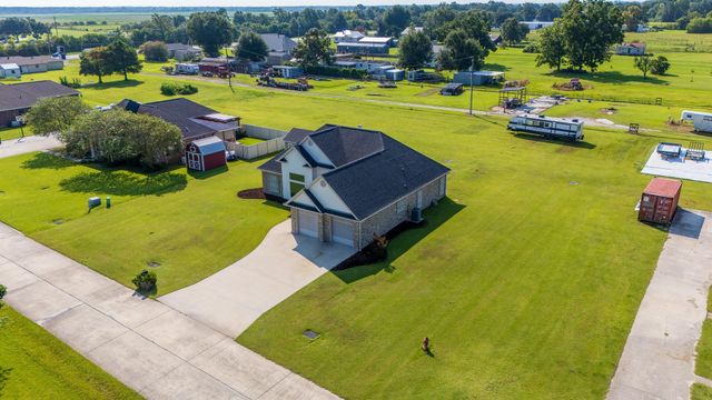 149 Bayou Crossing Drive, Raceland, LA 70394