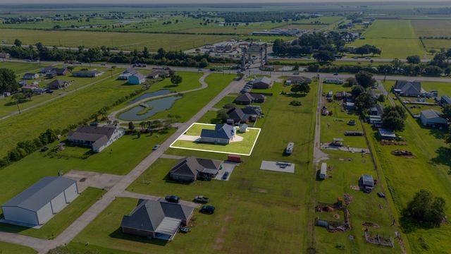 149 Bayou Crossing Drive, Raceland, LA 70394