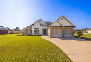 149 Bayou Crossing Drive, Raceland, LA 70394