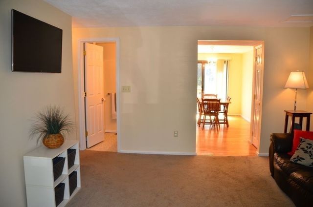 20 Bennett St B, Wakefield, MA 01880