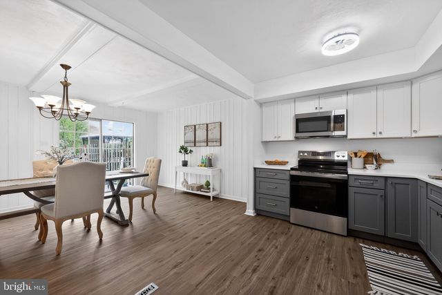 73 ROBODA BLVD, Royersford, PA 19468