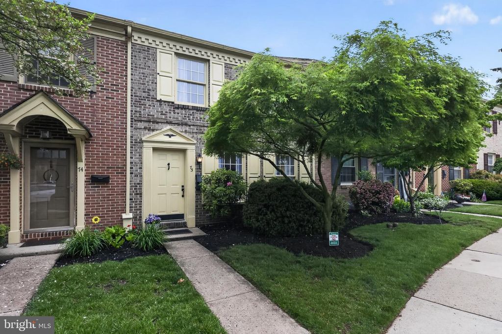 73 ROBODA BLVD, Royersford, PA 19468