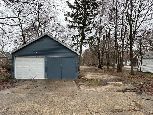 314 W Southern Avenue, Muskegon, MI 49441
