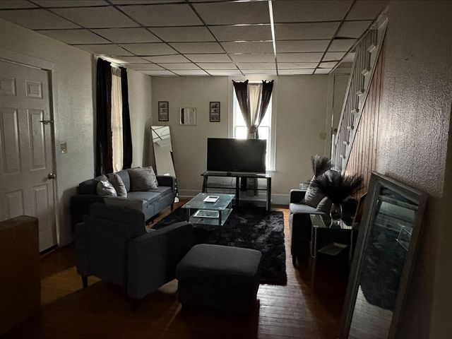 314 W Southern Avenue, Muskegon, MI 49441