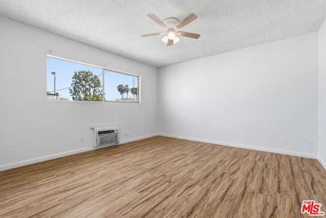 2332 S Beverly Glen Boulevard 5, Los Angeles, CA 90064
