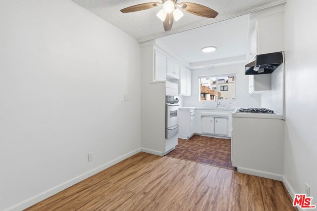 2332 S Beverly Glen Boulevard 5, Los Angeles, CA 90064