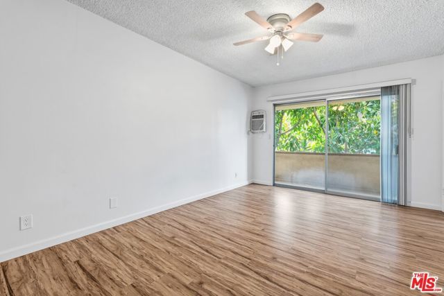 2332 S Beverly Glen Boulevard 5, Los Angeles, CA 90064