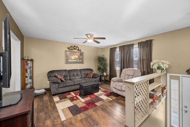 104 Girard Street, Port Byron, IL 61275