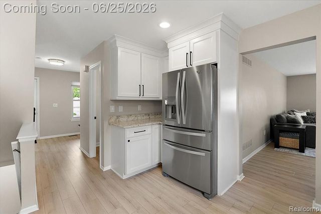 45071 Yorkshire Drive, Novi, MI 48375