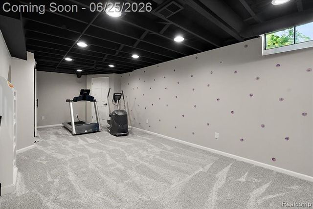 45071 Yorkshire Drive, Novi, MI 48375