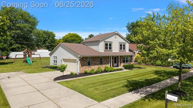 45071 Yorkshire Drive, Novi, MI 48375
