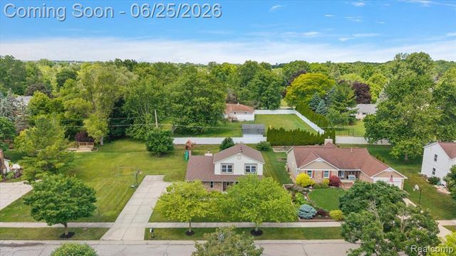 45071 Yorkshire Drive, Novi, MI 48375