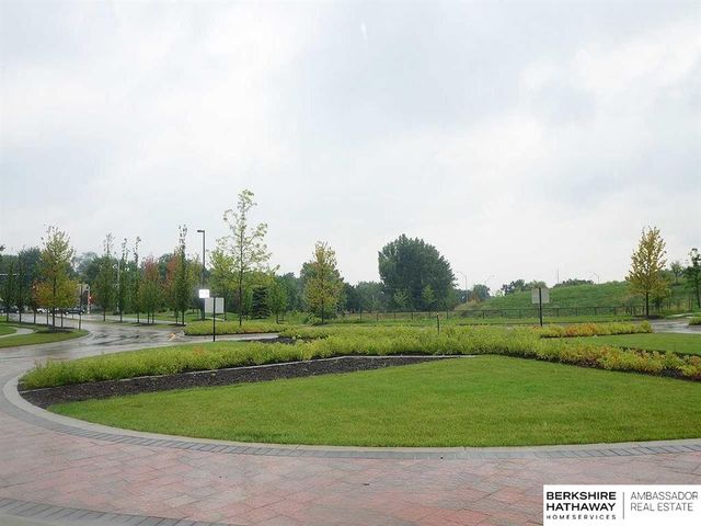 1722 S 129 Plaza Circle, Omaha, NE 68144