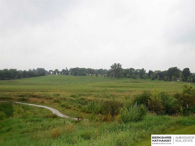 1722 S 129 Plaza Circle, Omaha, NE 68144