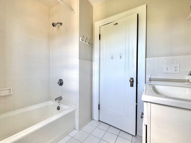 23 Benton Rd, Belmont, MA 02478