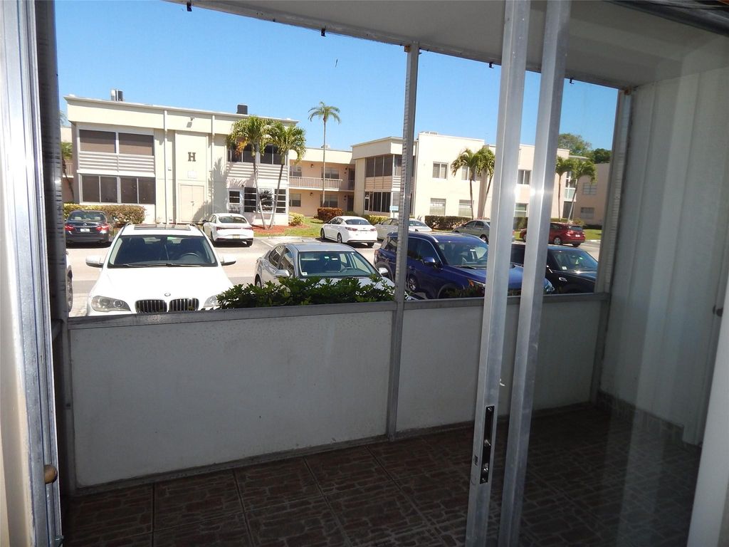 Image 19 of property listing at 393 Capri I 393, Delray Beach, FL 33484