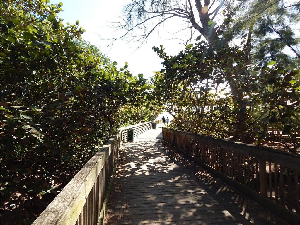 Image 43 of property listing at 393 Capri I 393, Delray Beach, FL 33484