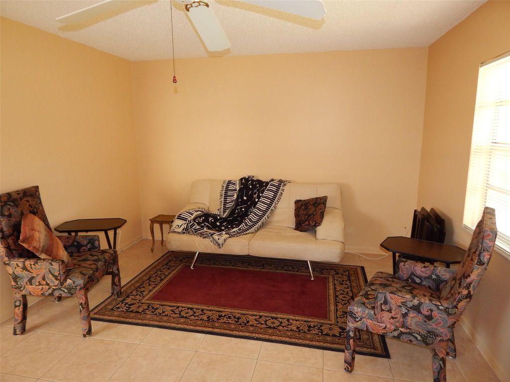 Image 7 of property listing at 393 Capri I 393, Delray Beach, FL 33484