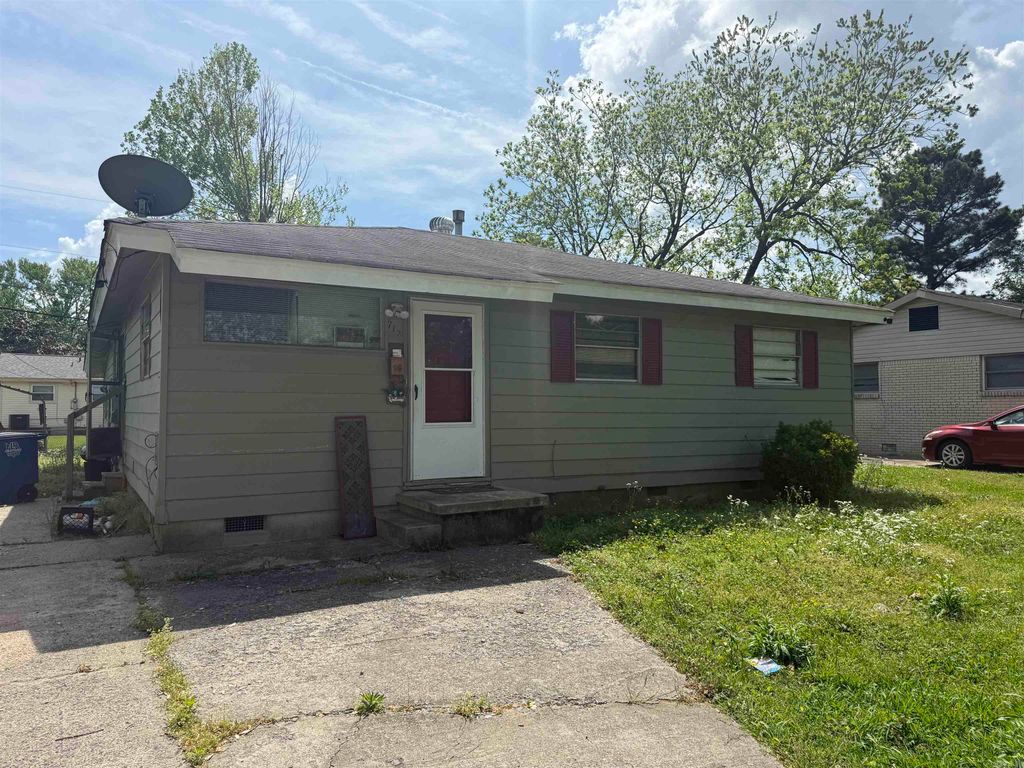 712 Ellen Drive, North Little Rock, AR 72117