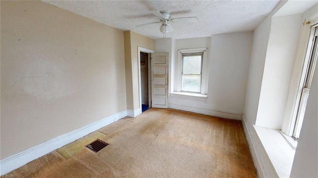 1913 Bay AVE, Hampton, VA 23661