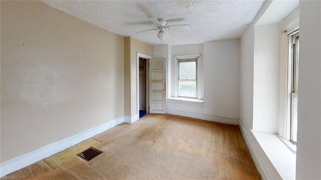 1913 Bay AVE, Hampton, VA 23661