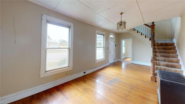 1913 Bay AVE, Hampton, VA 23661