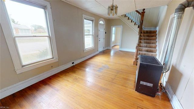 1913 Bay AVE, Hampton, VA 23661