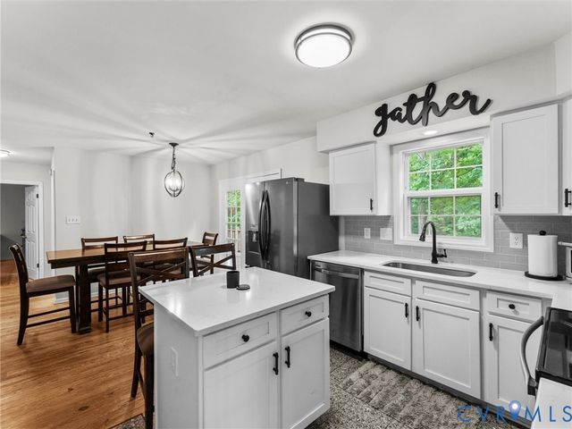 10130 Coalboro Rd, Chesterfield, VA 23838