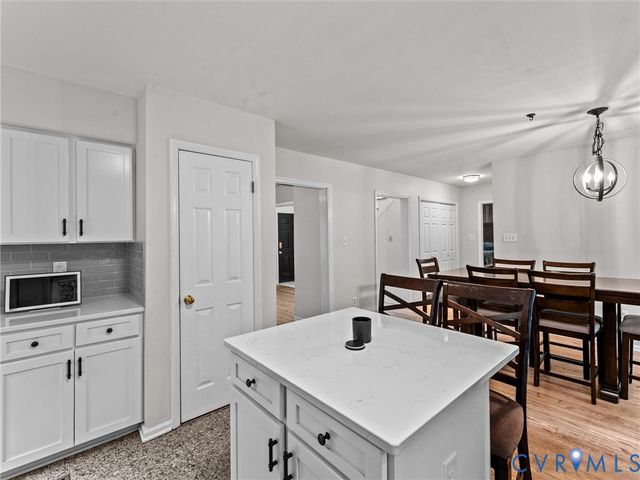 10130 Coalboro Rd, Chesterfield, VA 23838