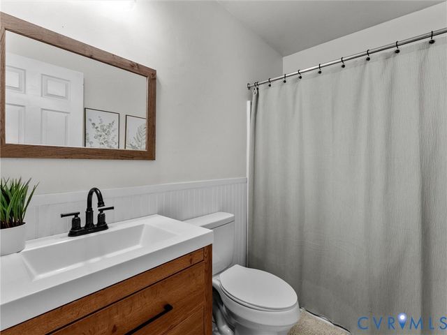 10130 Coalboro Rd, Chesterfield, VA 23838